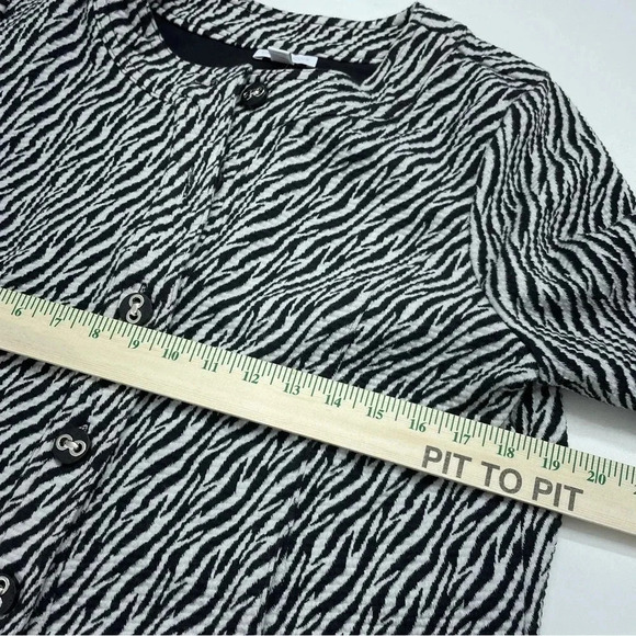Charter Club Womens Size L button up jacket zebra print 1922 - Picture 6 of 9